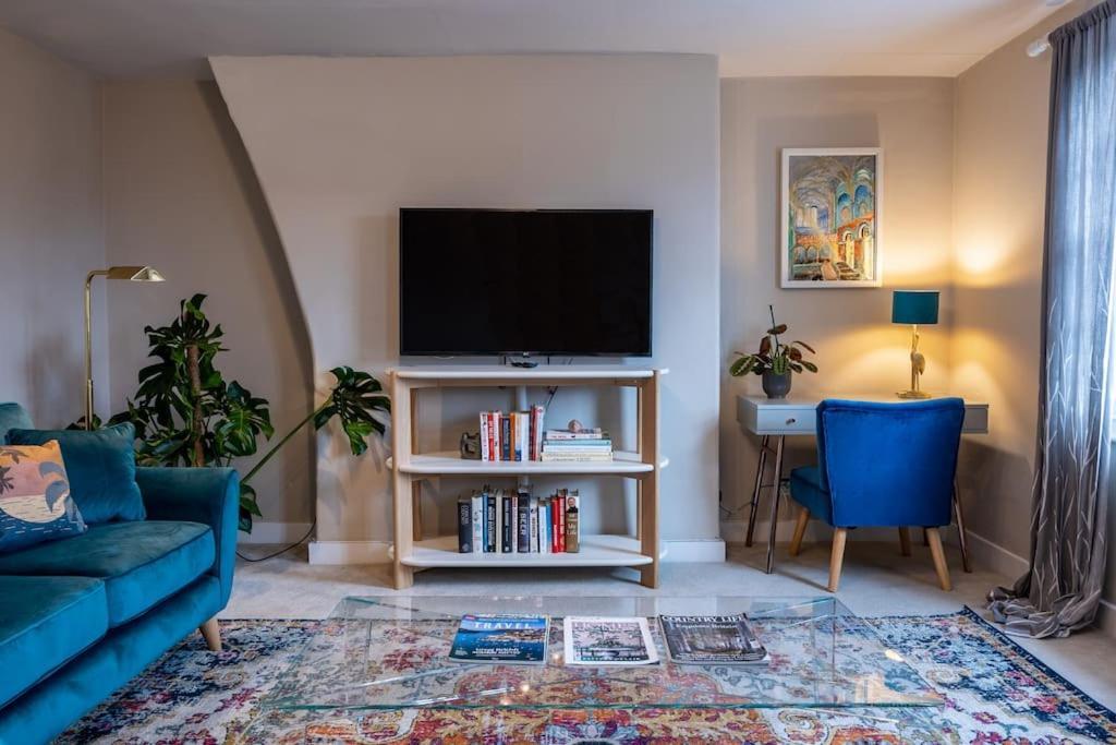Beautiful & Spacious Retreat In Winchester Buitenkant foto